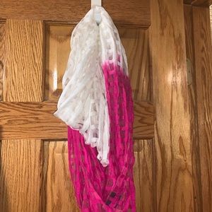 Infinity scarf